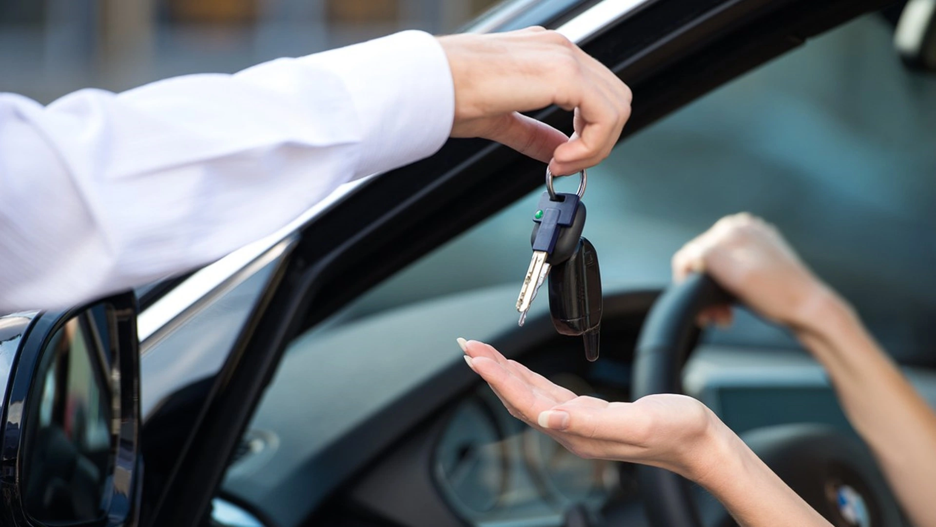 Why Real Estate Events in UAE Need Professional Valet Parking Services